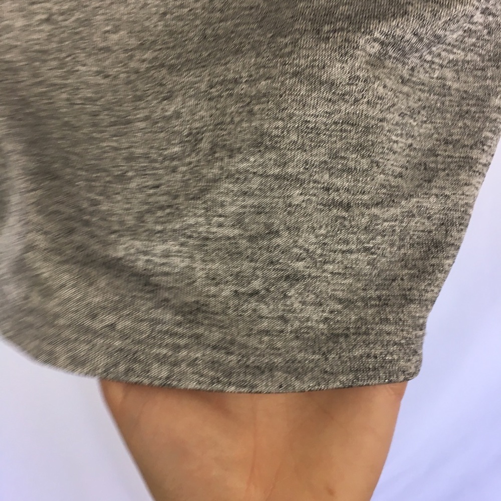 Philosophy gray cold shoulder top S - Picture 5 of 6